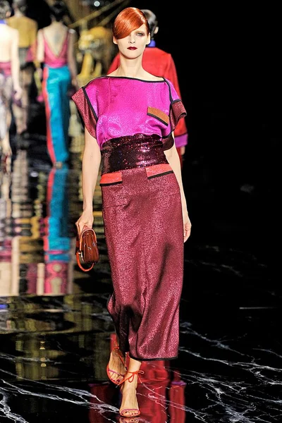 Look 14